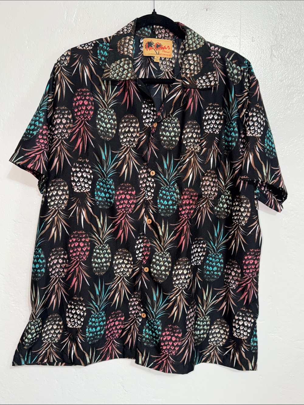 In Gear Hawaiian short sleeve shirt Tropical Pineapple pattern Men’s XL